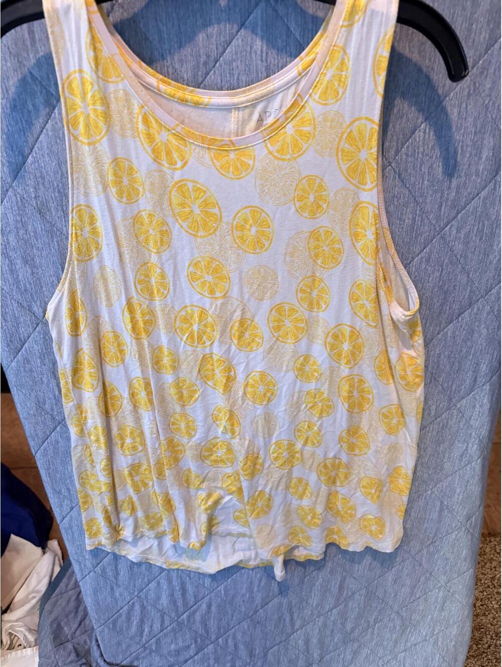 APT. 9 Essentials XL Yellow Lemon Print Sleeveless Tank Top
